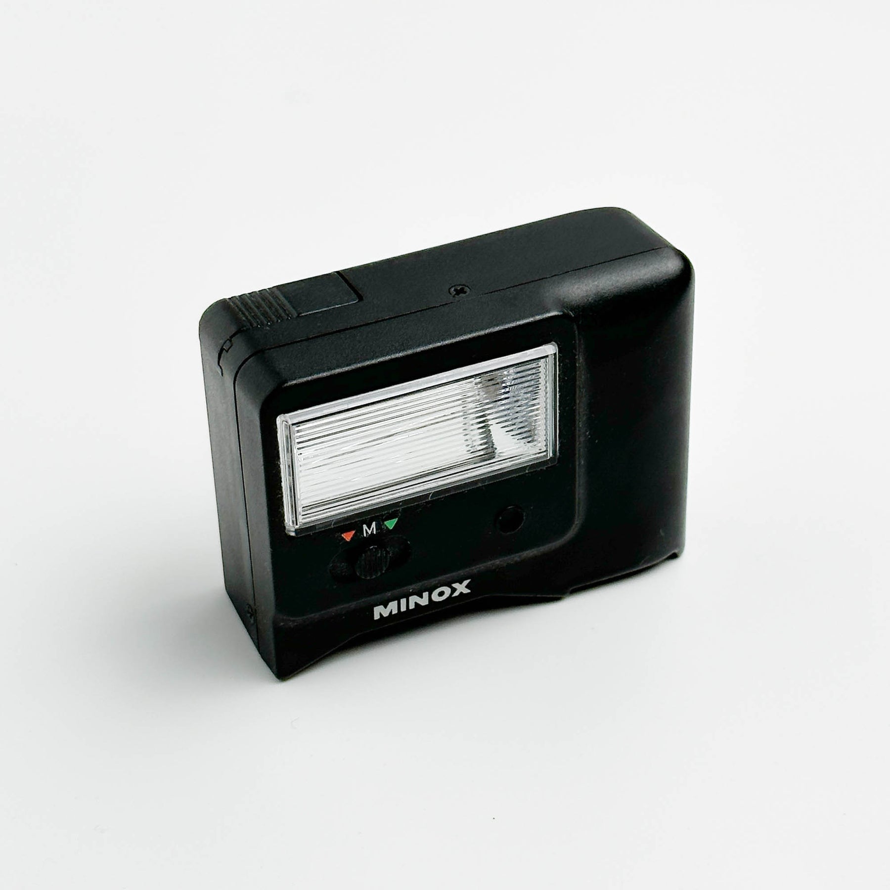 Analog Box N°75 - Minox 35 EL 35mm f/2.8 + Flash