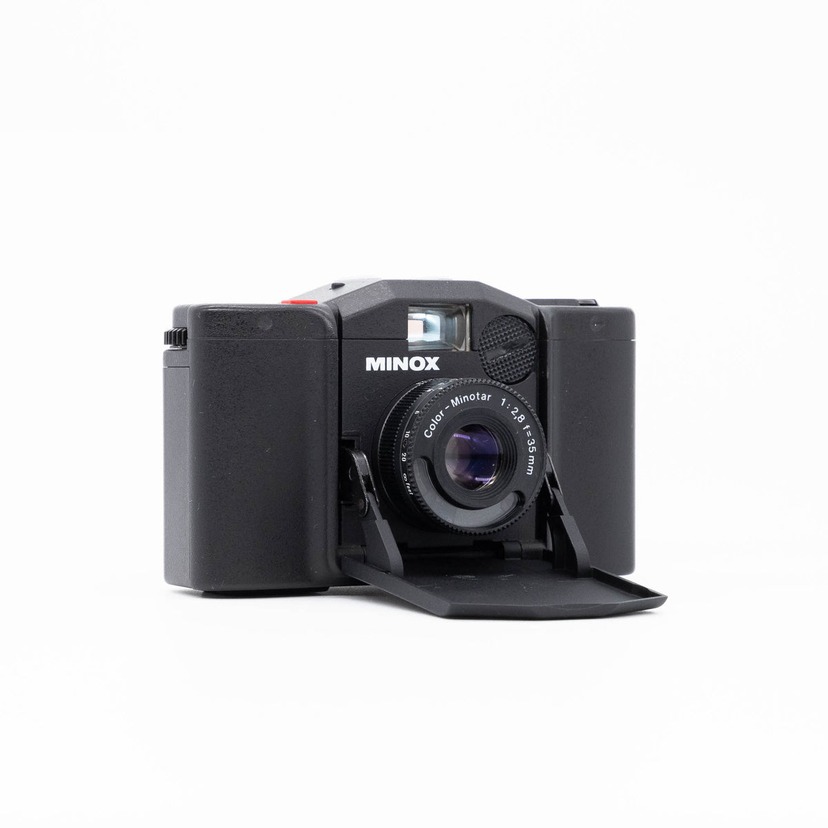 Minox 35 EL 35mm f/2.8 + Flash