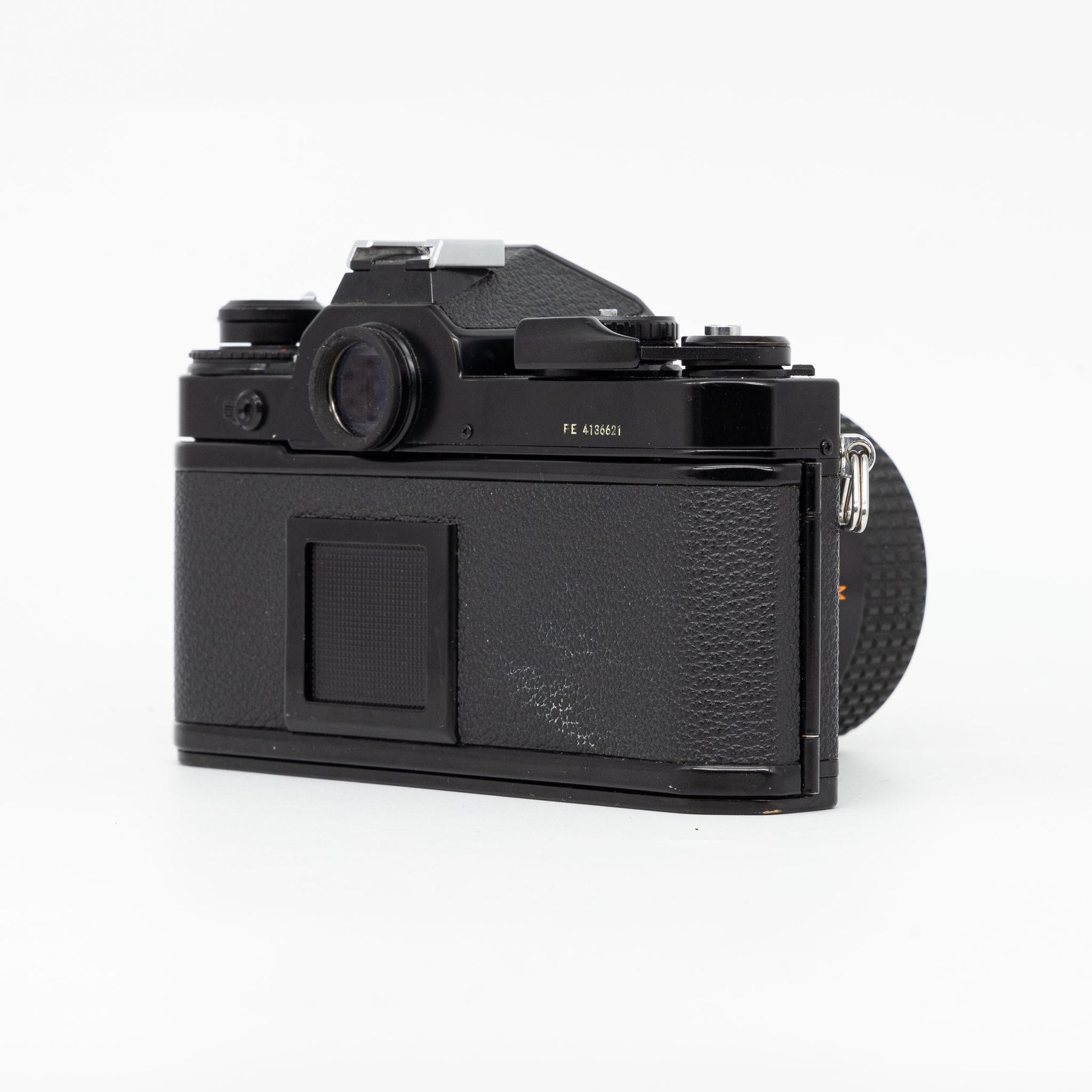 Nikon FE & Zoom-Nikkor 35-70mm f/3.3-4.5