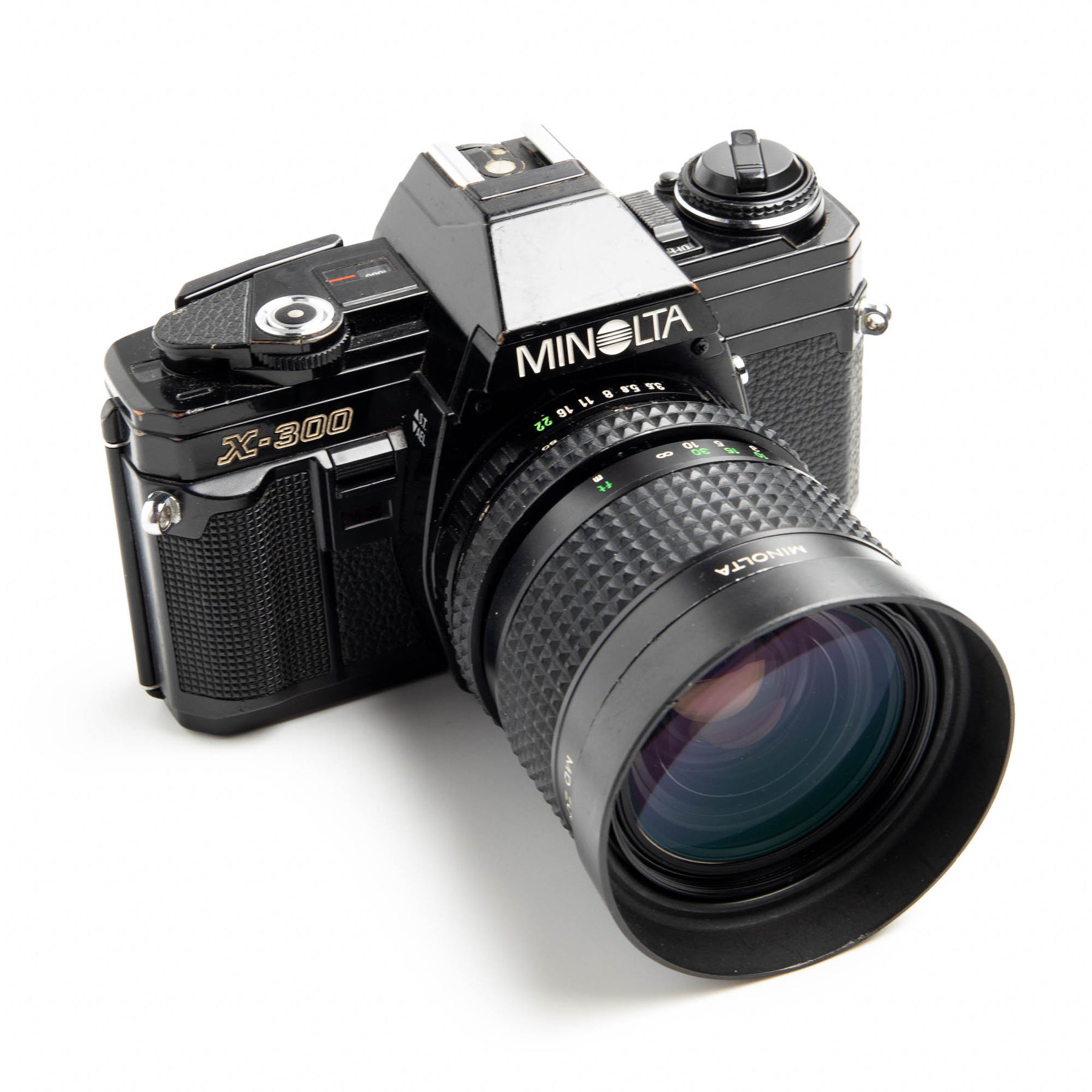 Analog Box N°84 - Minolta X-300 & MD 35-70mm f/3.5