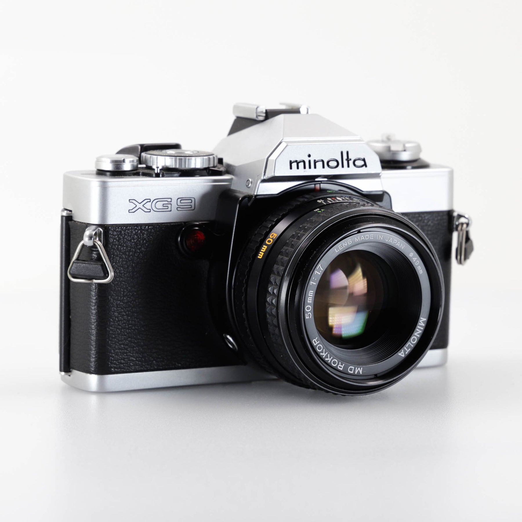 analog film 35mm slr camera minolta XG9