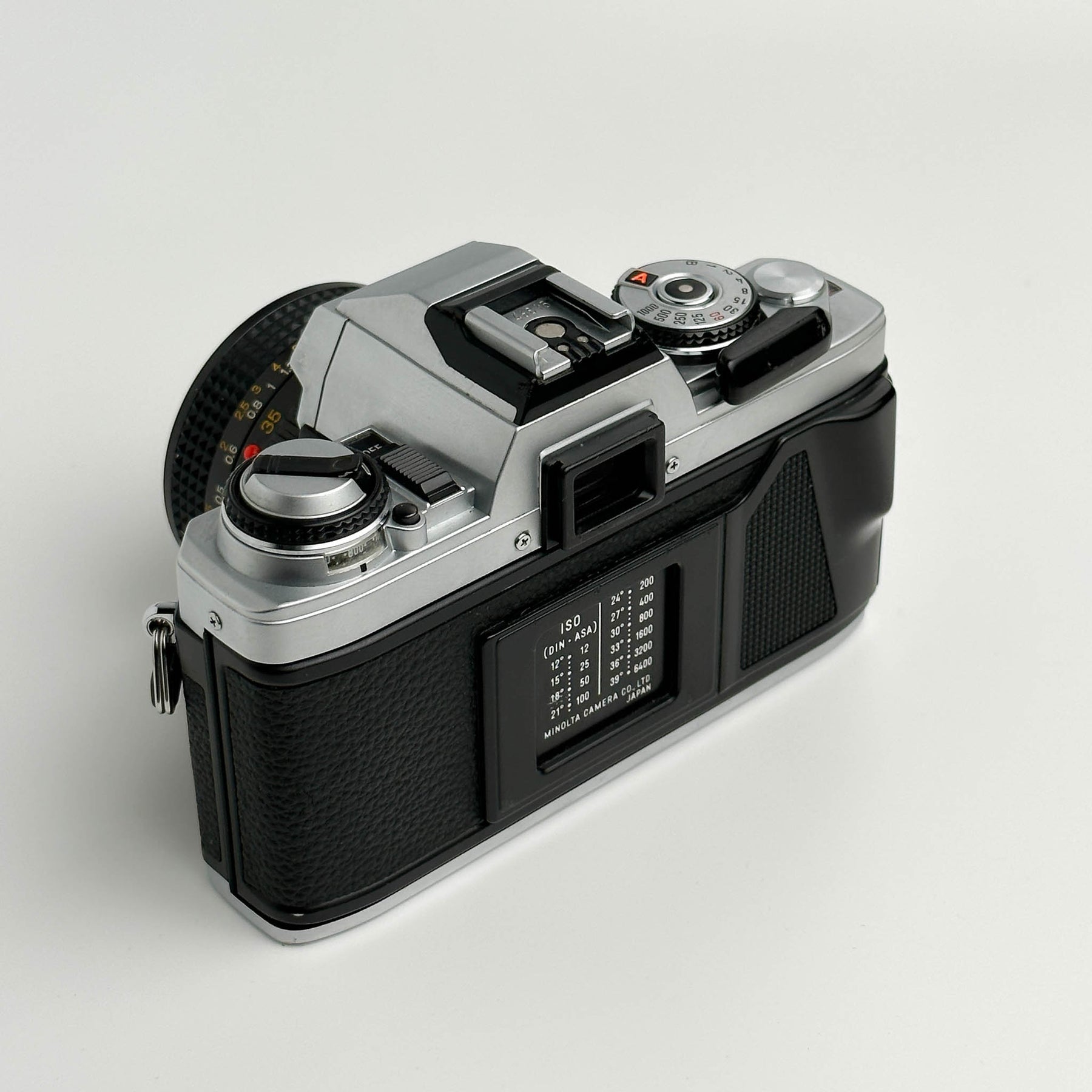 Analog Box N°46 - Minolta X500 & MD 35mm f/2.8