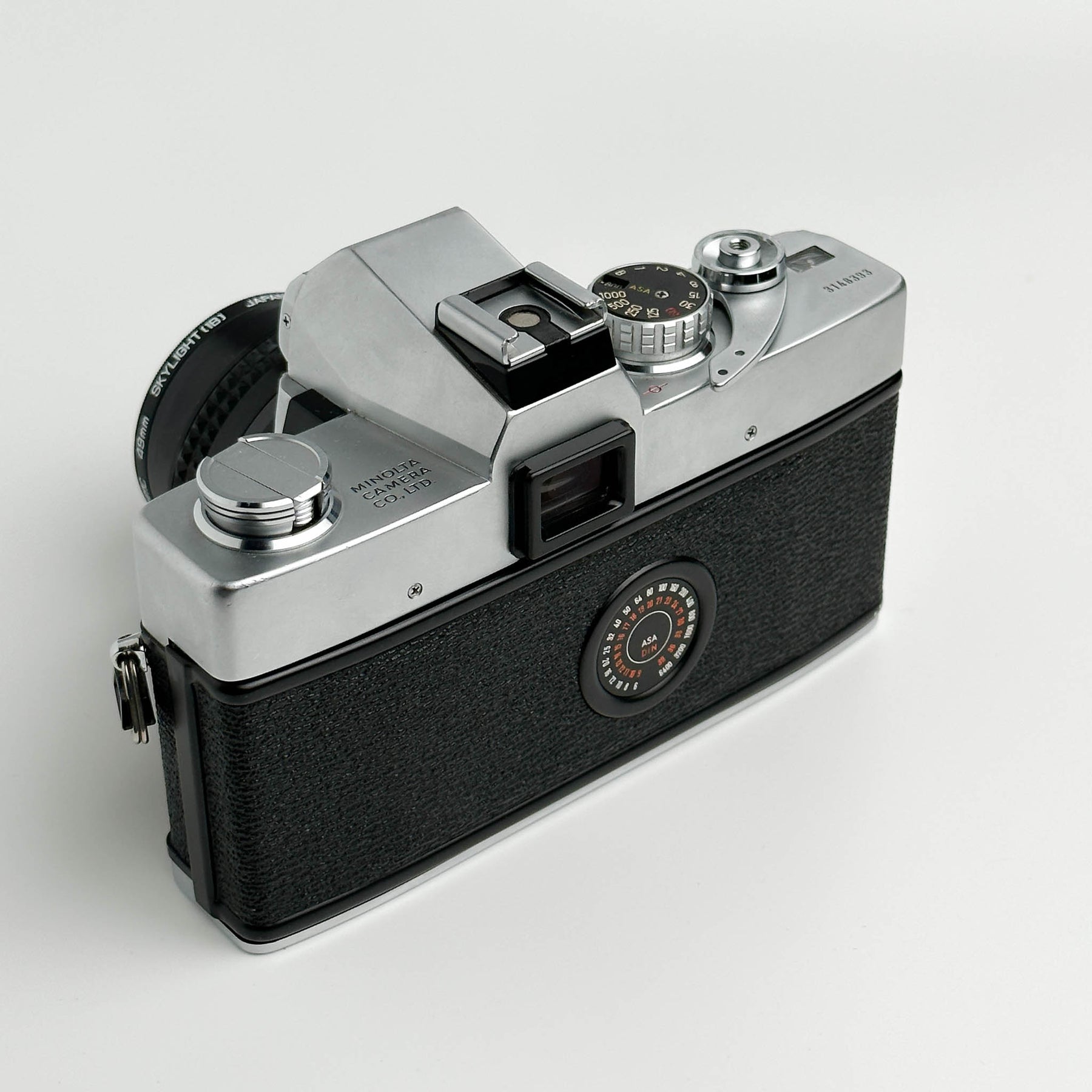 Analog Box N°48 - Minolta SRT 303 & Rokkor 50mm f/1.7