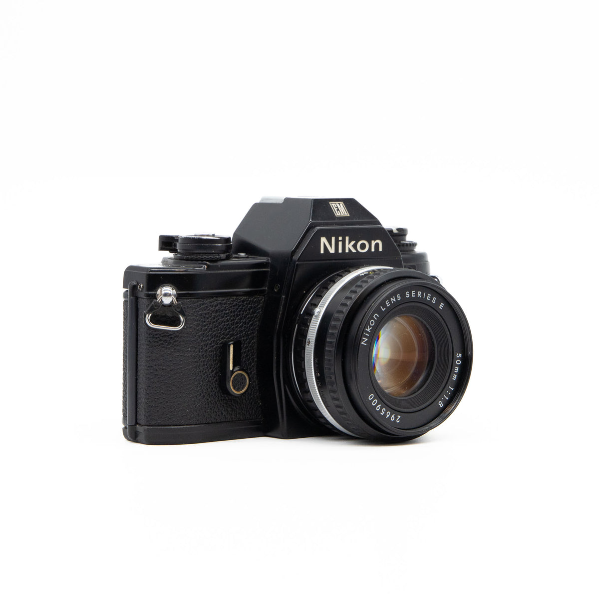 Analog Box N°109 - Nikon EM & Nikkor 50mm f/1.8