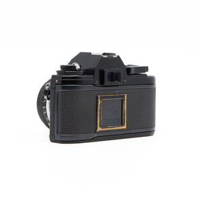 Nikon EM & Nikkor 50mm f/1.8