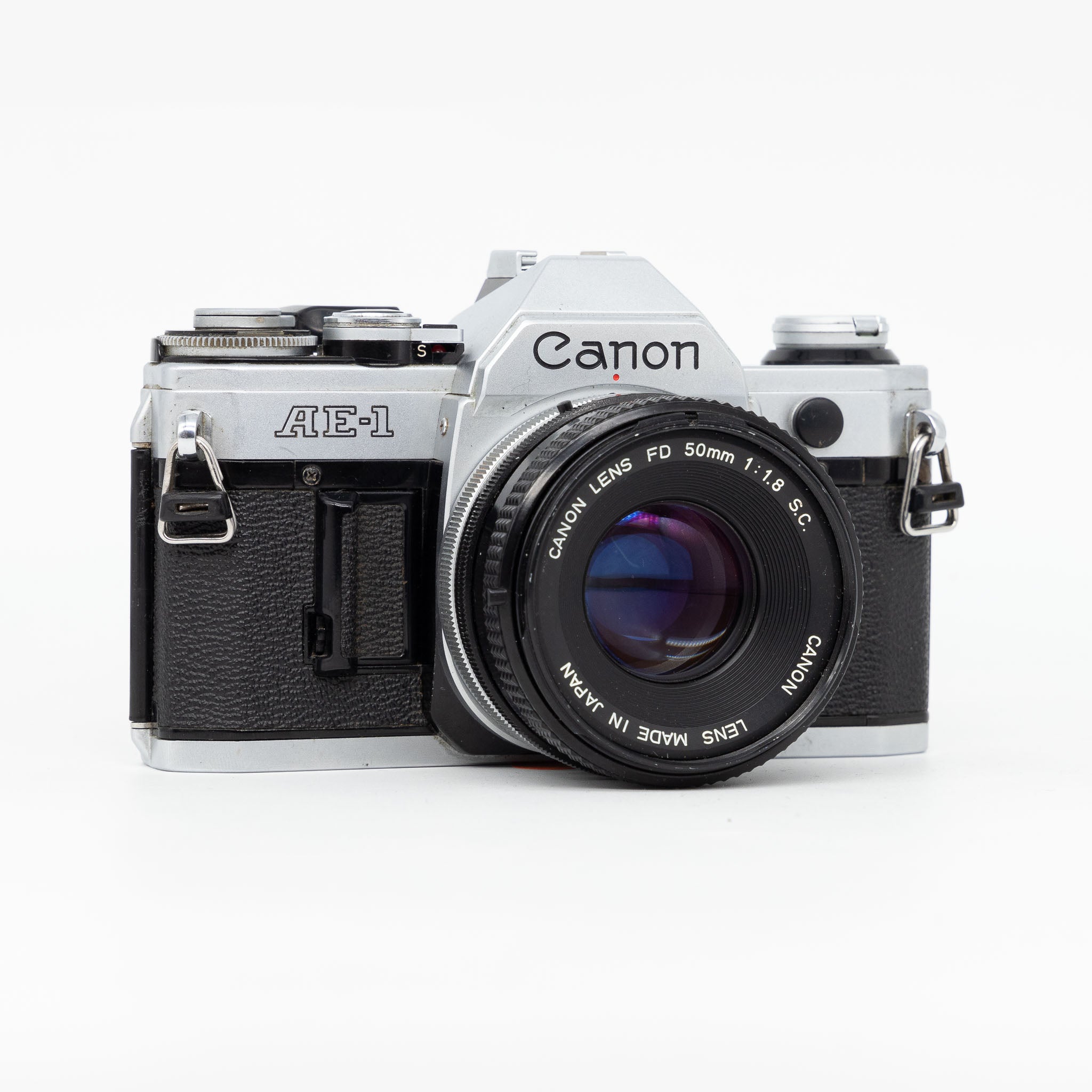 Canon AE-1 & FD 50mm f/1.8 - Film Camera