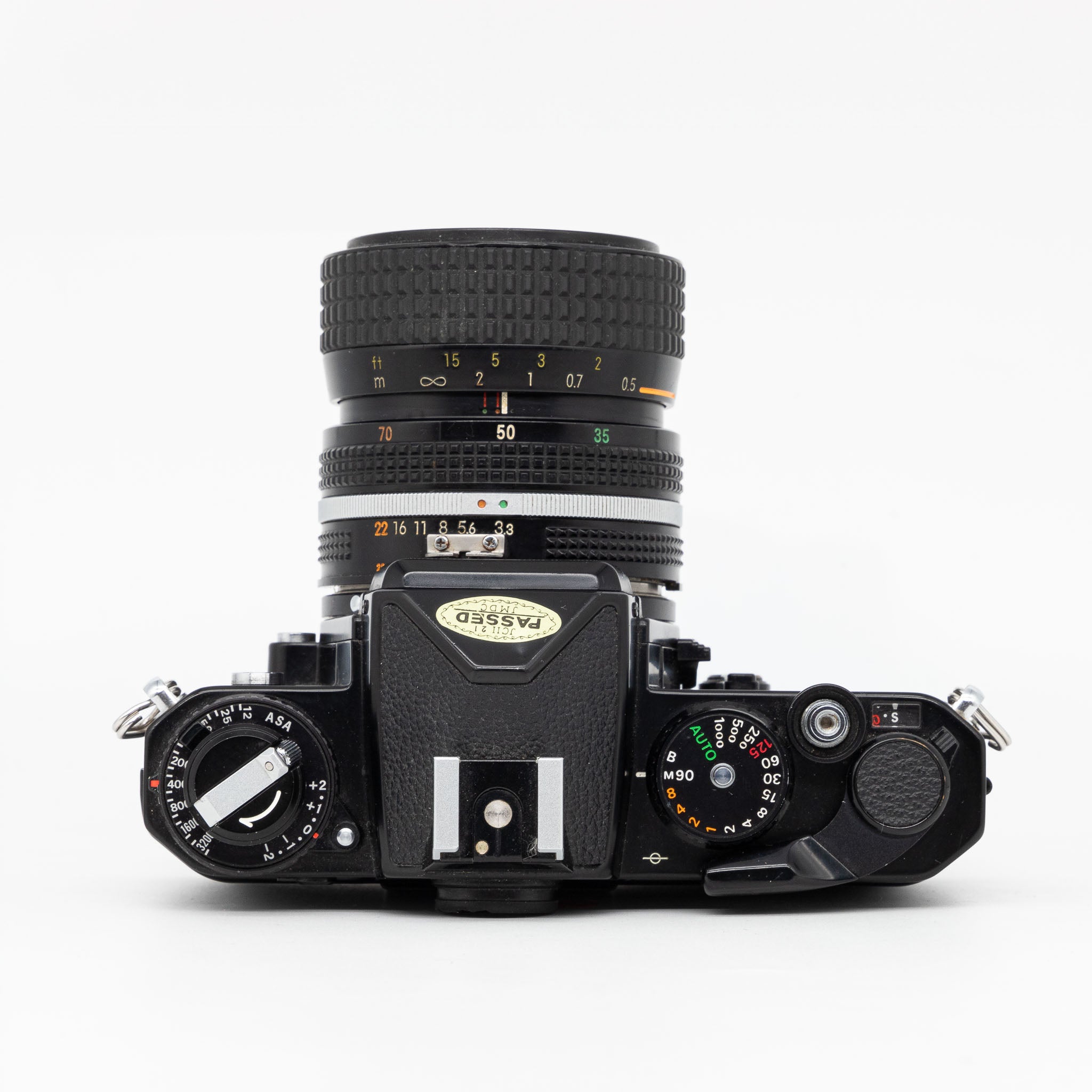 Nikon FE & Zoom-Nikkor 35-70mm f/3.3-4.5