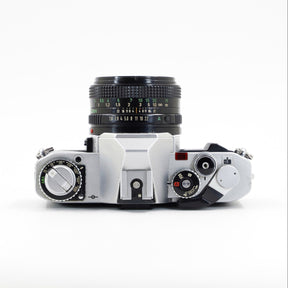 Analog Film 35mm SLR Camera Canon AV-1