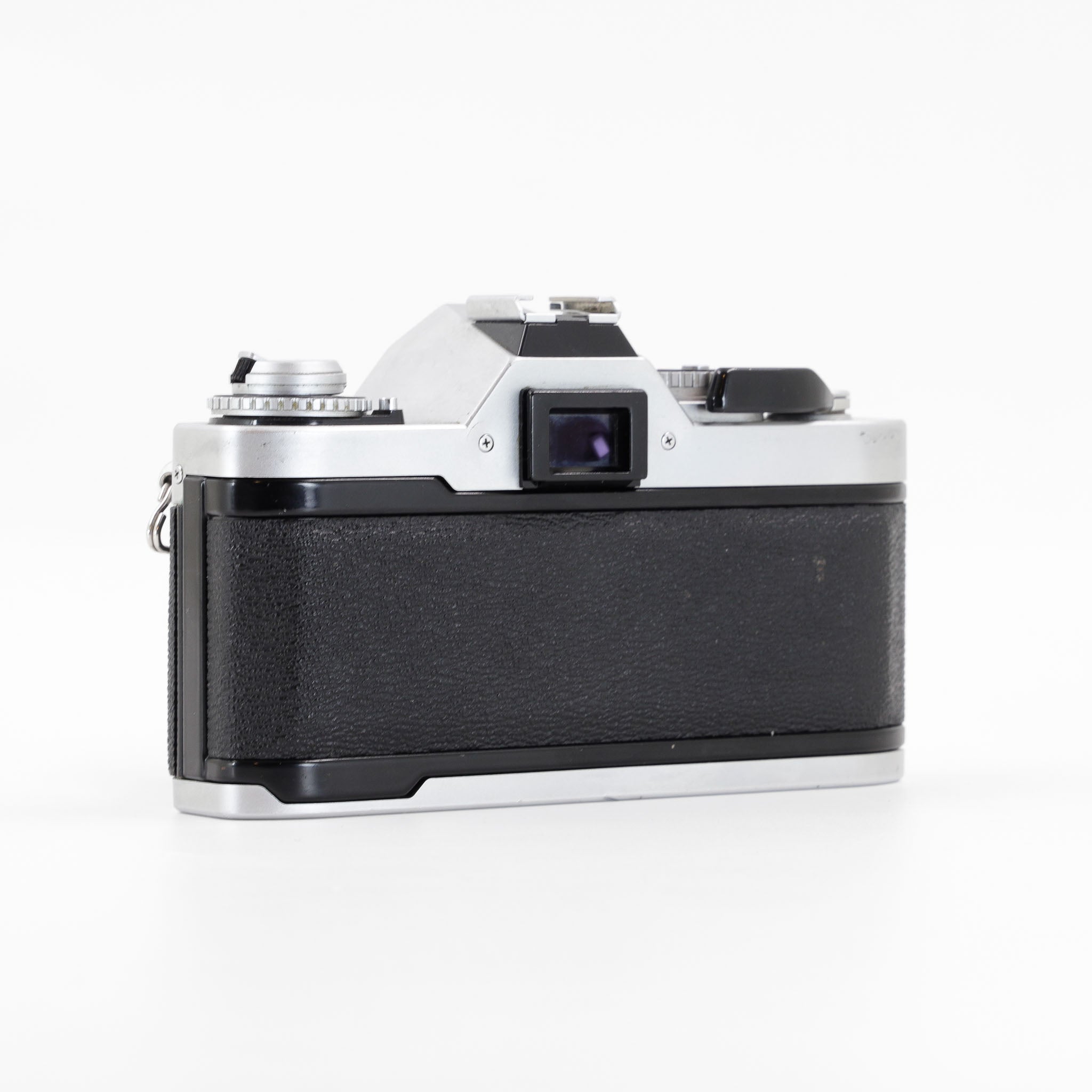 Analog Film 35mm SLR Camera Canon AV-1