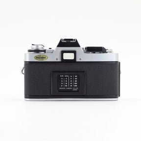 Analog Film 35mm SLR Camera Minolta XG-M