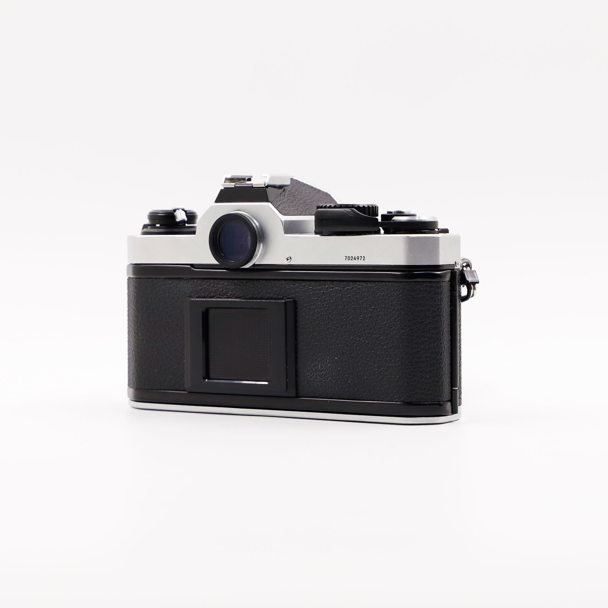 Nikon FM2 & Nikkor 35mm f/2.8 Ai-S | 35mm SLR Camera | The Analog Club