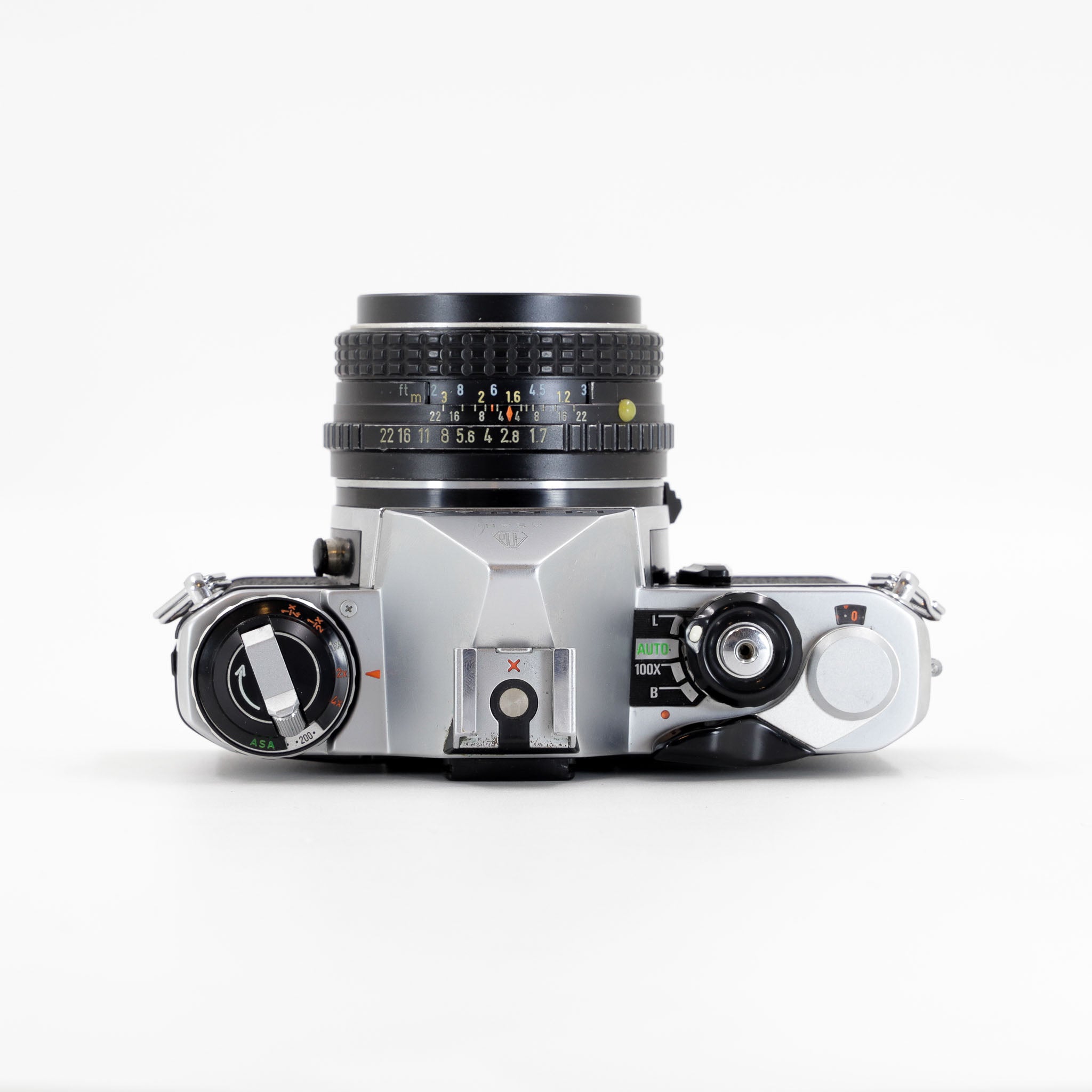 Analog Film 35mm SLR Camera Pentax ME